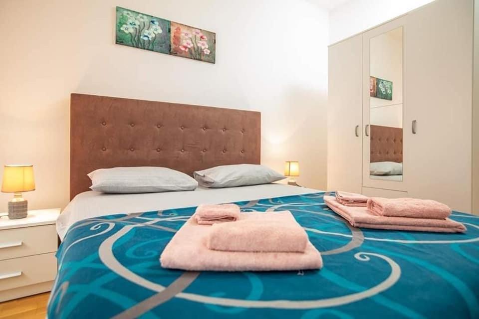 Naki Apartmani Подгорица Экстерьер фото