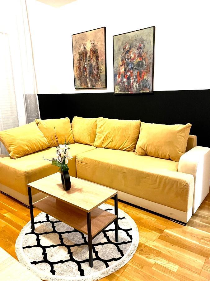 Naki Apartmani Подгорица Экстерьер фото